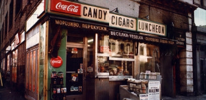 Low resolution image of Veselka in 1954, full color 